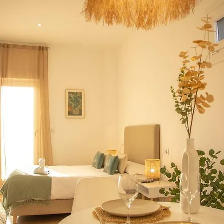 Pensión Costaserenasuites