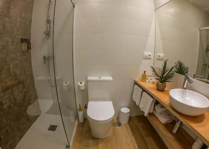 Konukevi Costaserenasuites Nigrán